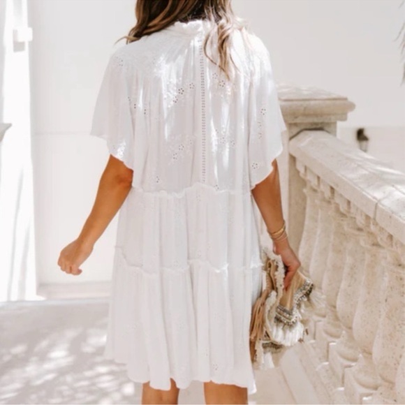 NWOT VICI Eyelet White Mini Dress - Picture 2 of 6